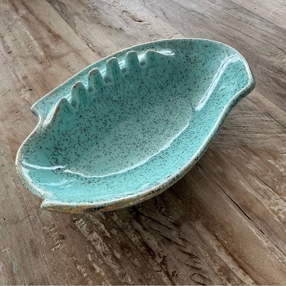 California Original Turquoise Speckled Ashtray Freeform Shape 608T Mark MCM - Picture 4 of 8